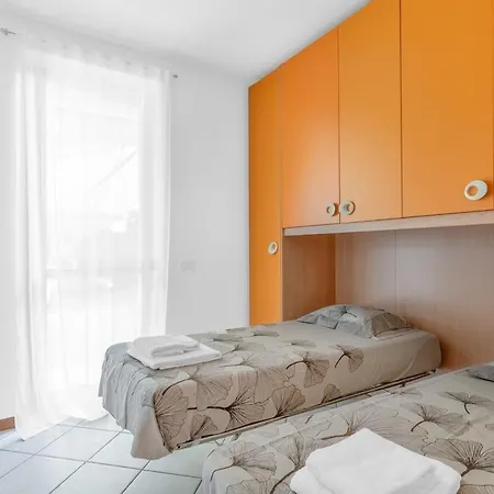 Ortensia House With Garden And Solarium Area Apartment