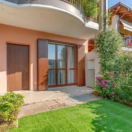 Ortensia House With Garden And Solarium Area Apartment *