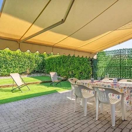 Apartment Ortensia House With Garden And Solarium Area Soiano Del Lago