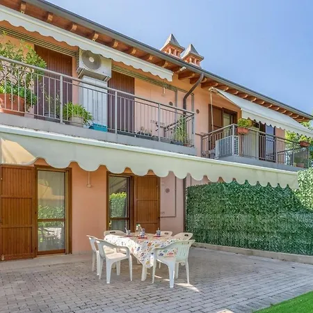 Ortensia House With Garden And Solarium Area דירה *