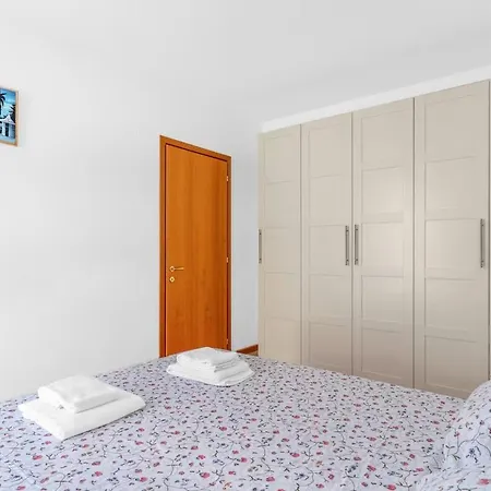 דירה Ortensia House With Garden And Solarium Area *